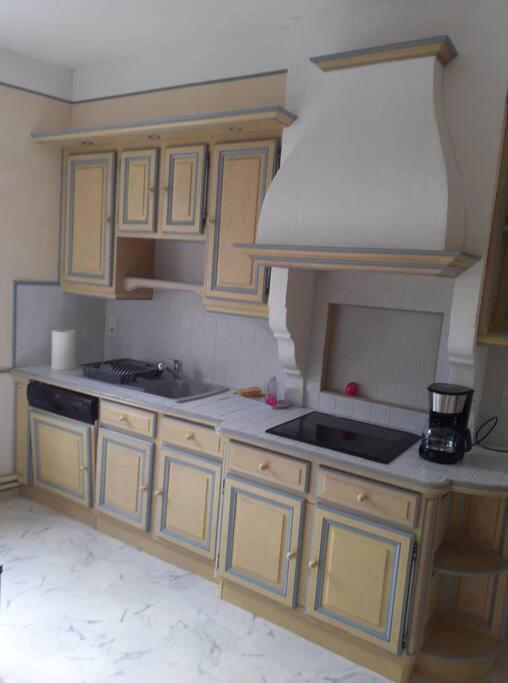 Super Logement En Plein Coeur De La Ville , Chez Tify Brienne-le-Chateau Zewnętrze zdjęcie