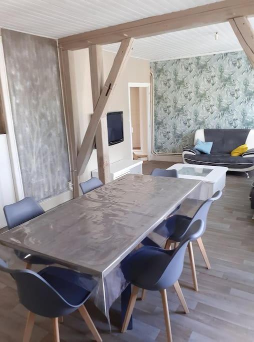 Super Logement En Plein Coeur De La Ville , Chez Tify Brienne-le-Chateau Zewnętrze zdjęcie